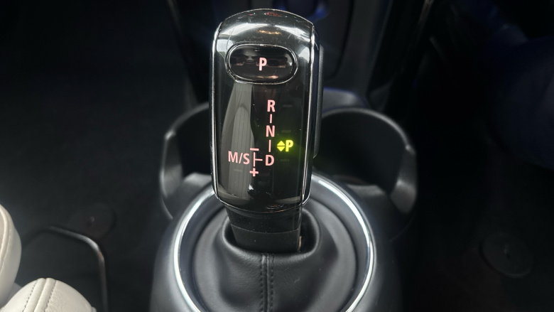 MINI Hatchback 1.5 Cooper Exclusive 5dr Auto Petrol Hatchback